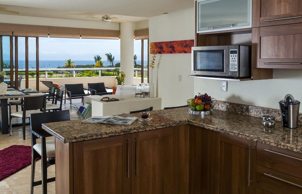 B Nayar Family Luxury Suites & Villas Residences La Cruz de Huanacaxtle Bilik gambar